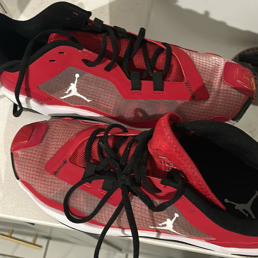 Nike tennis shoes